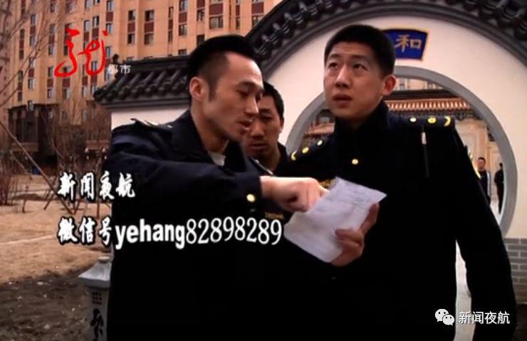 新房还没入住，外墙就被“毁容”！前面搭建阳台，后面搭建起“小